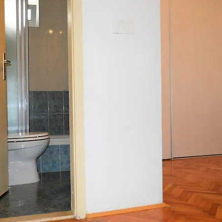 Coastal - Sleeps 6 Balcony & Parking Διαμέρισμα