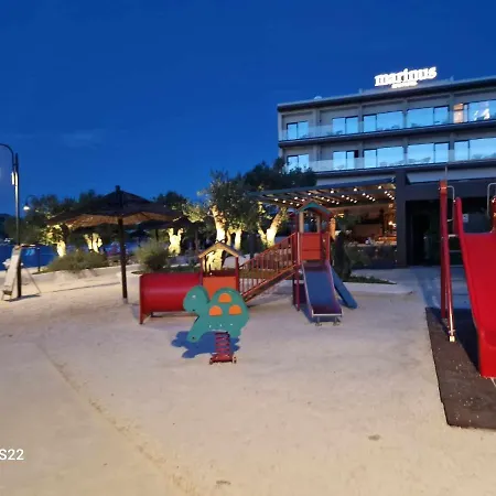 Διαμέρισμα Coastal - Sleeps 6 Balcony & Parking Marina